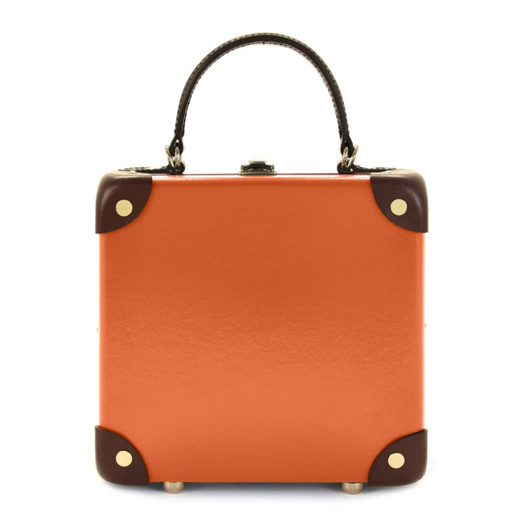 Globe-Trotter Centenary London Square